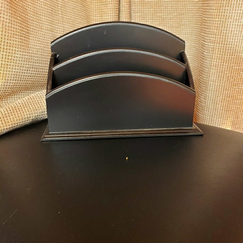 Envelope holder